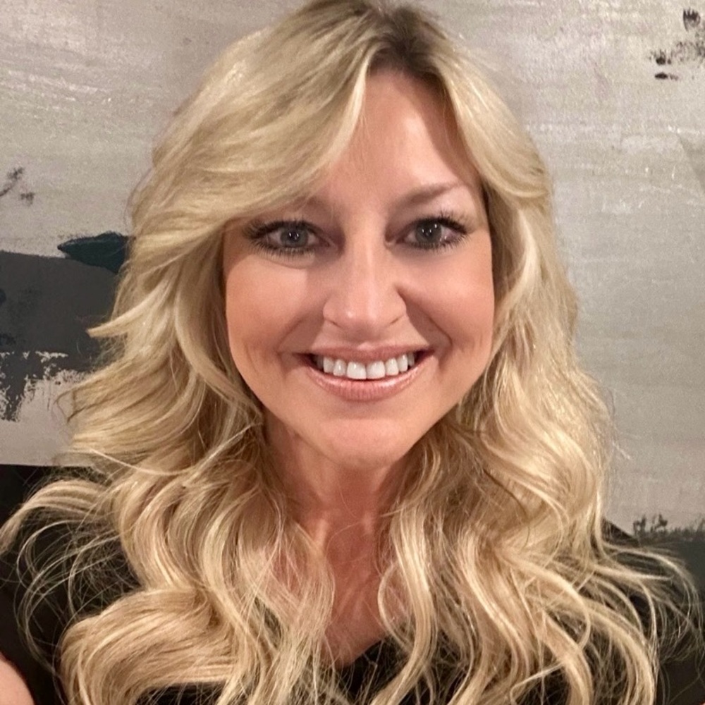 Meet your Posher, Carrie